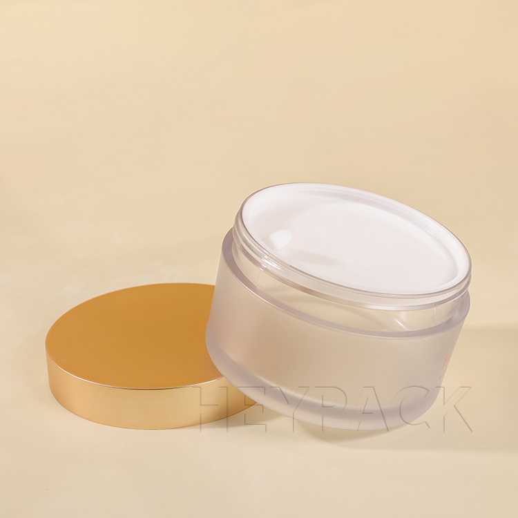 A Comprehensive Guide to Plastic Clear Jars and Skincare Packaging